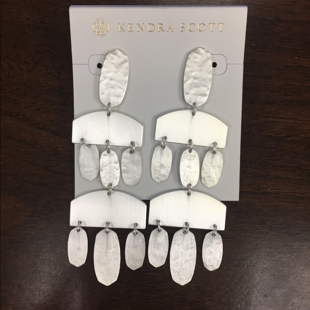 NWT - Kendra Scott Earrings
